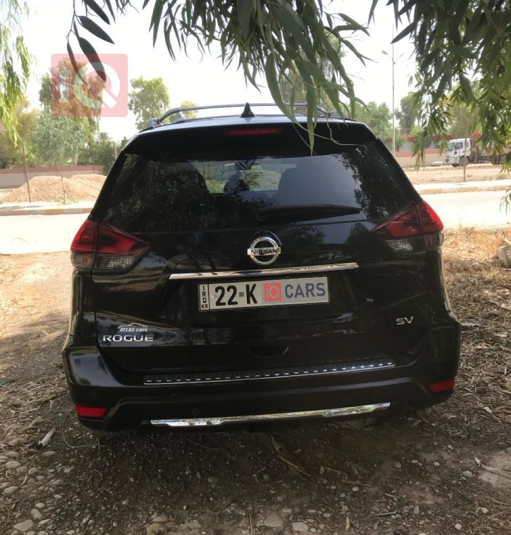 نیسان رۆگ